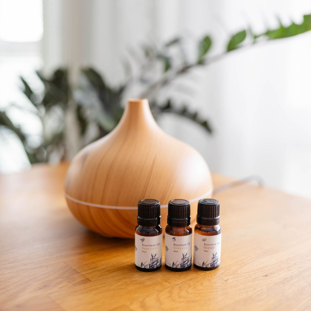 Aroma Diffuser Holz Optik mit ätherischen Ölen – Ultraschall Raumbefeuchter & Aromatherapie Set für entspannte Raumduft-Momente