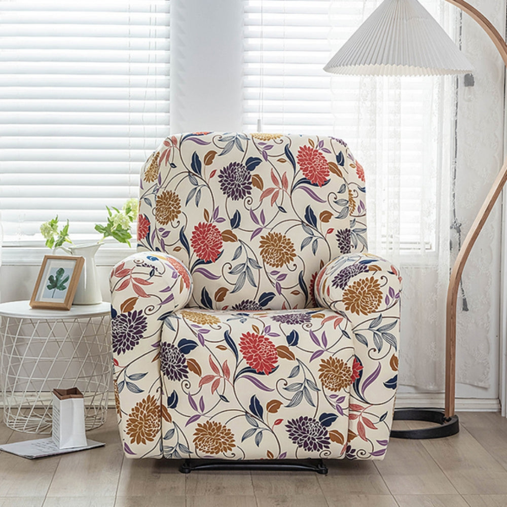 Sesselbezug mit Blumen oder Ornamenten