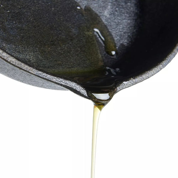 Eingebrannte Gusseisenpfanne