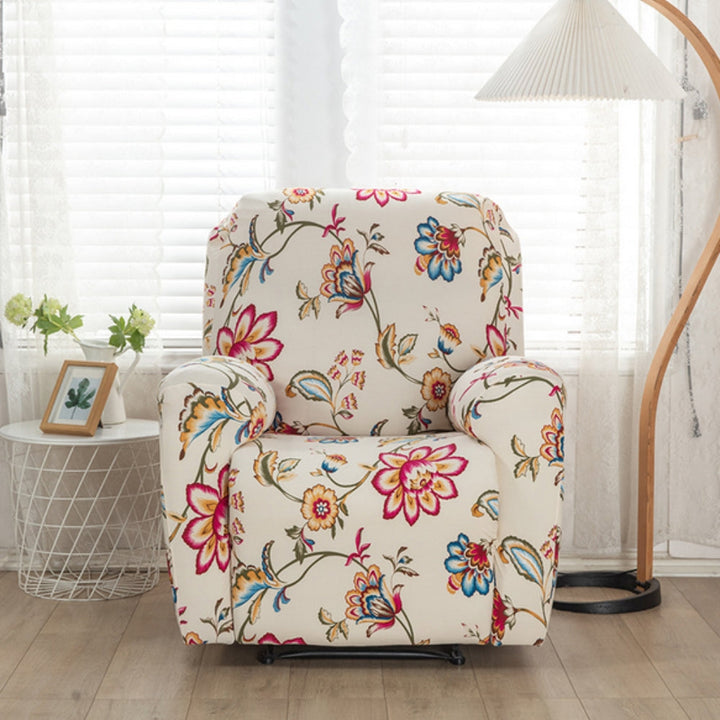 Sesselbezug mit Blumen oder Ornamenten