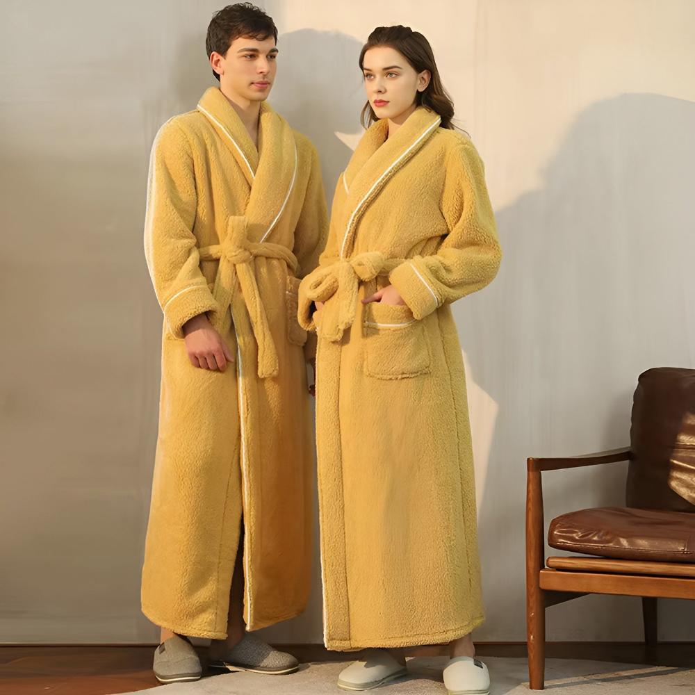 Bademantel aus Fleece mit Sherpa-Futter