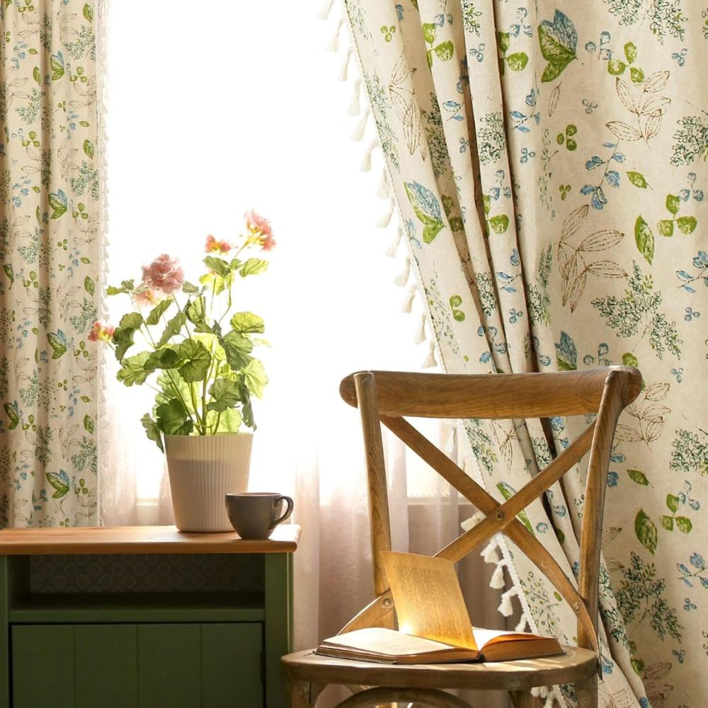 Verdunkelungsvorhang mit Wildblumen