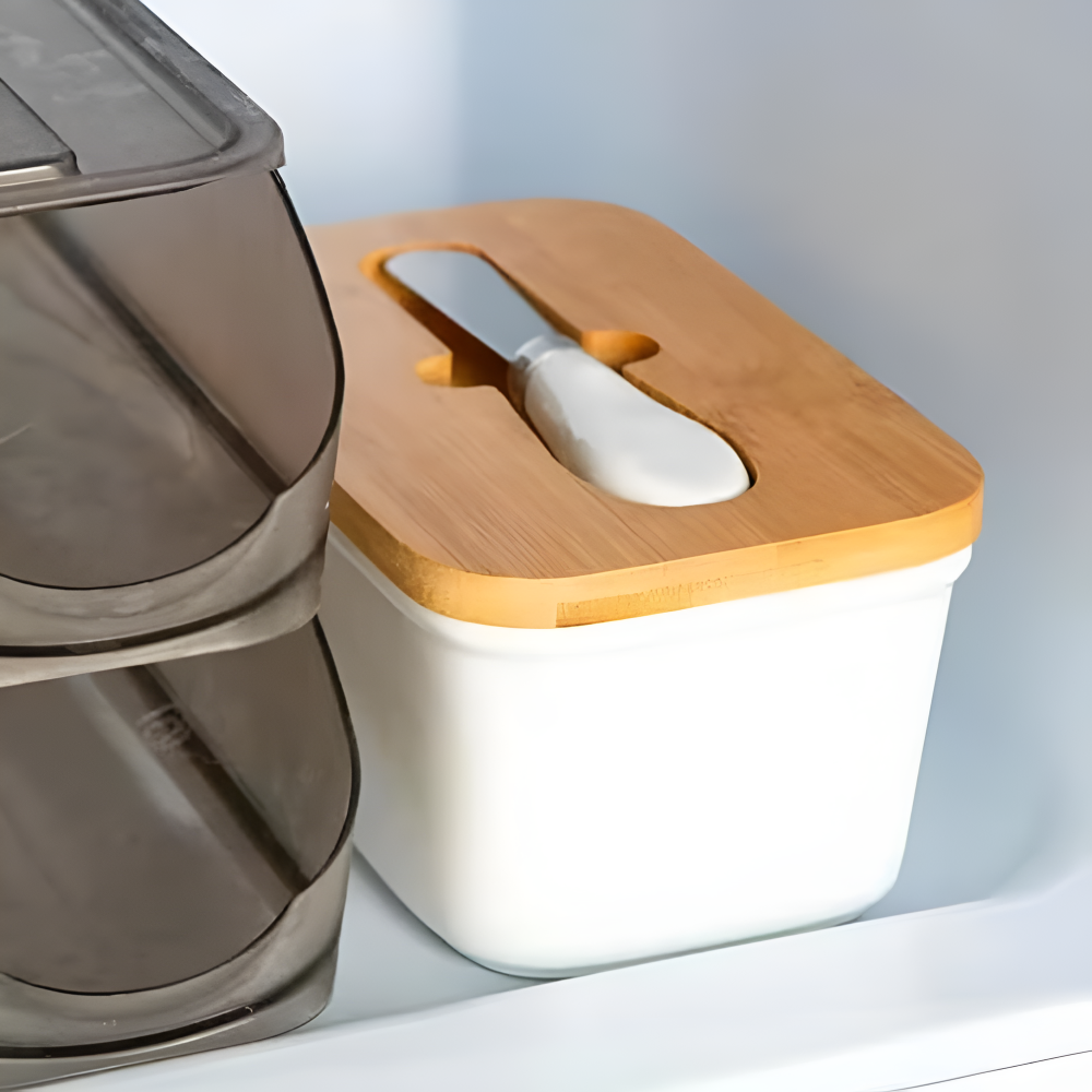 Butterdose mit integriertem Butterschneider