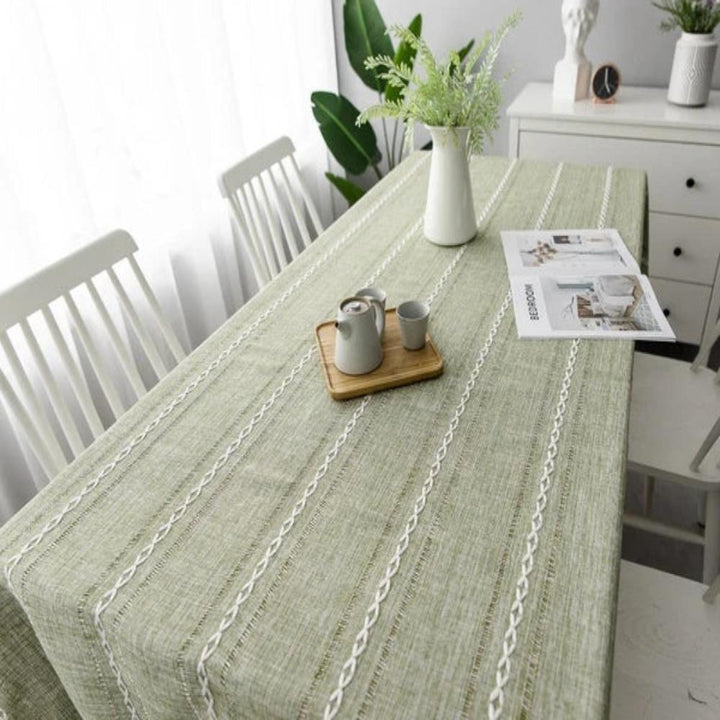 Baumwoll-Leinen-Tischdecke mit bestickten Streifen