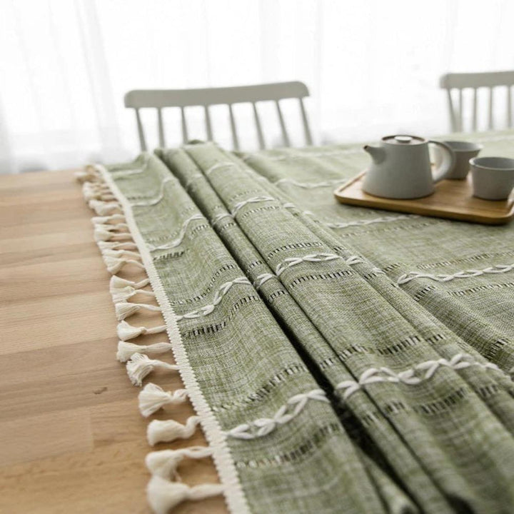 Baumwoll-Leinen-Tischdecke mit bestickten Streifen