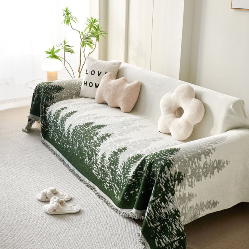 Sofaüberwurf aus Chenille mit schimmerndem Waldmotiv