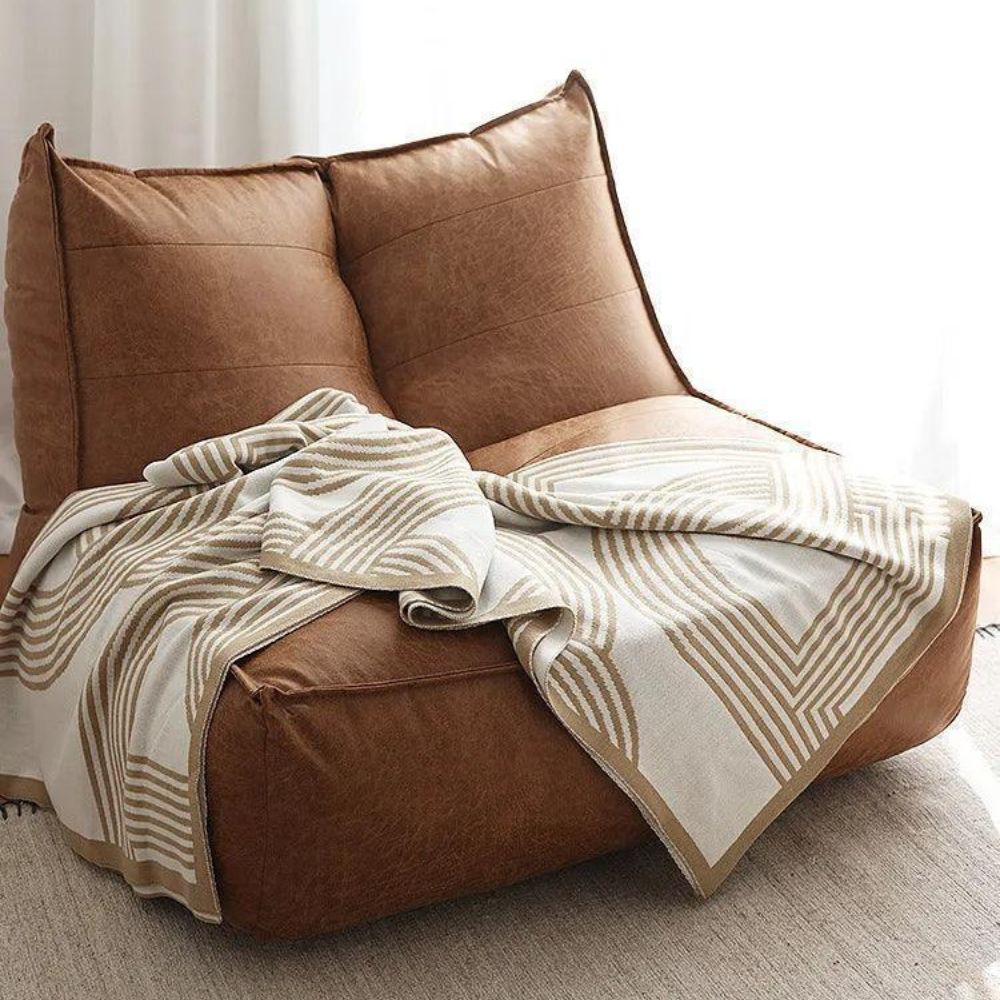 Reversible Strickdecke mit Labyrinthmuster