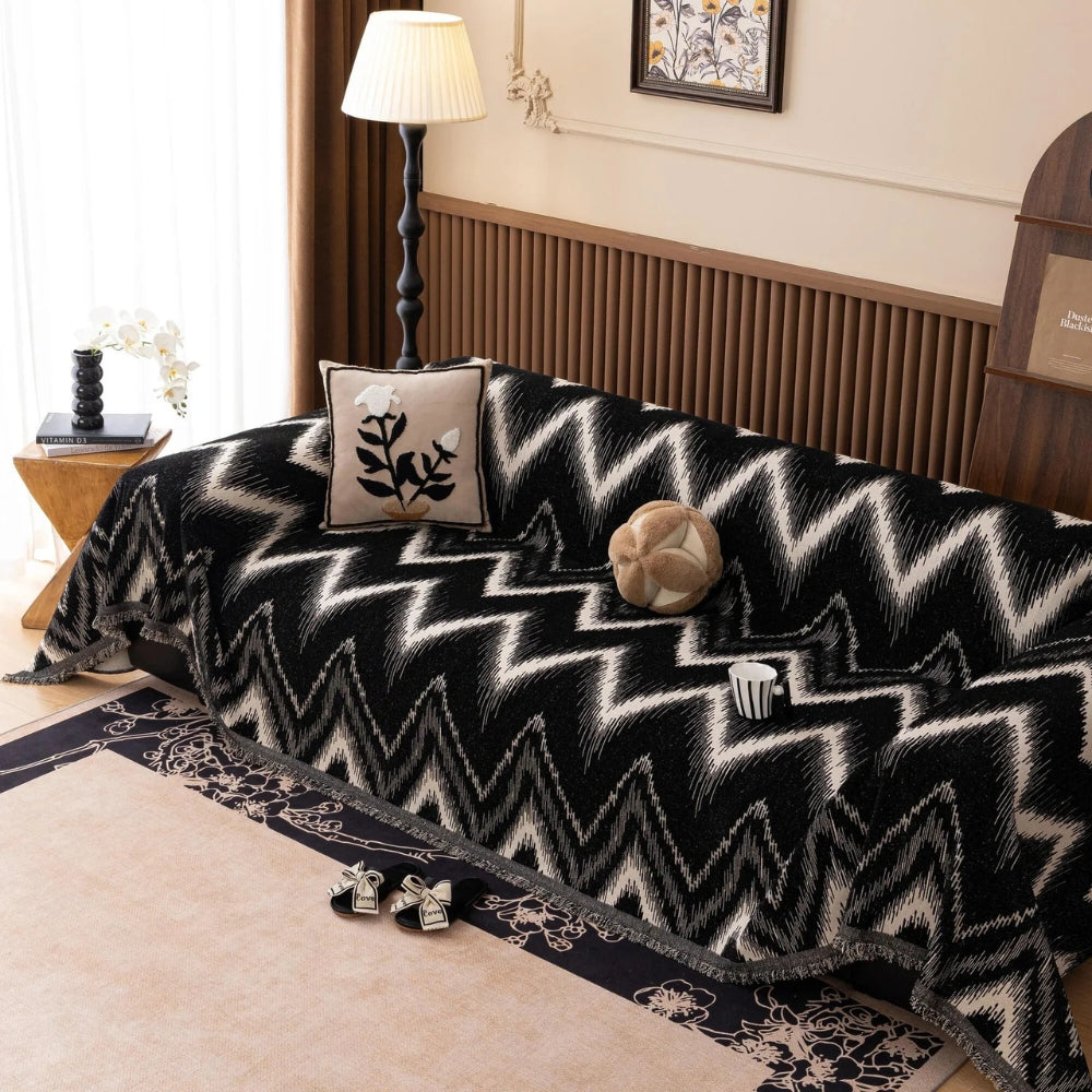 Chenille-Sofaüberwurf mit markantem Zickzackmuster