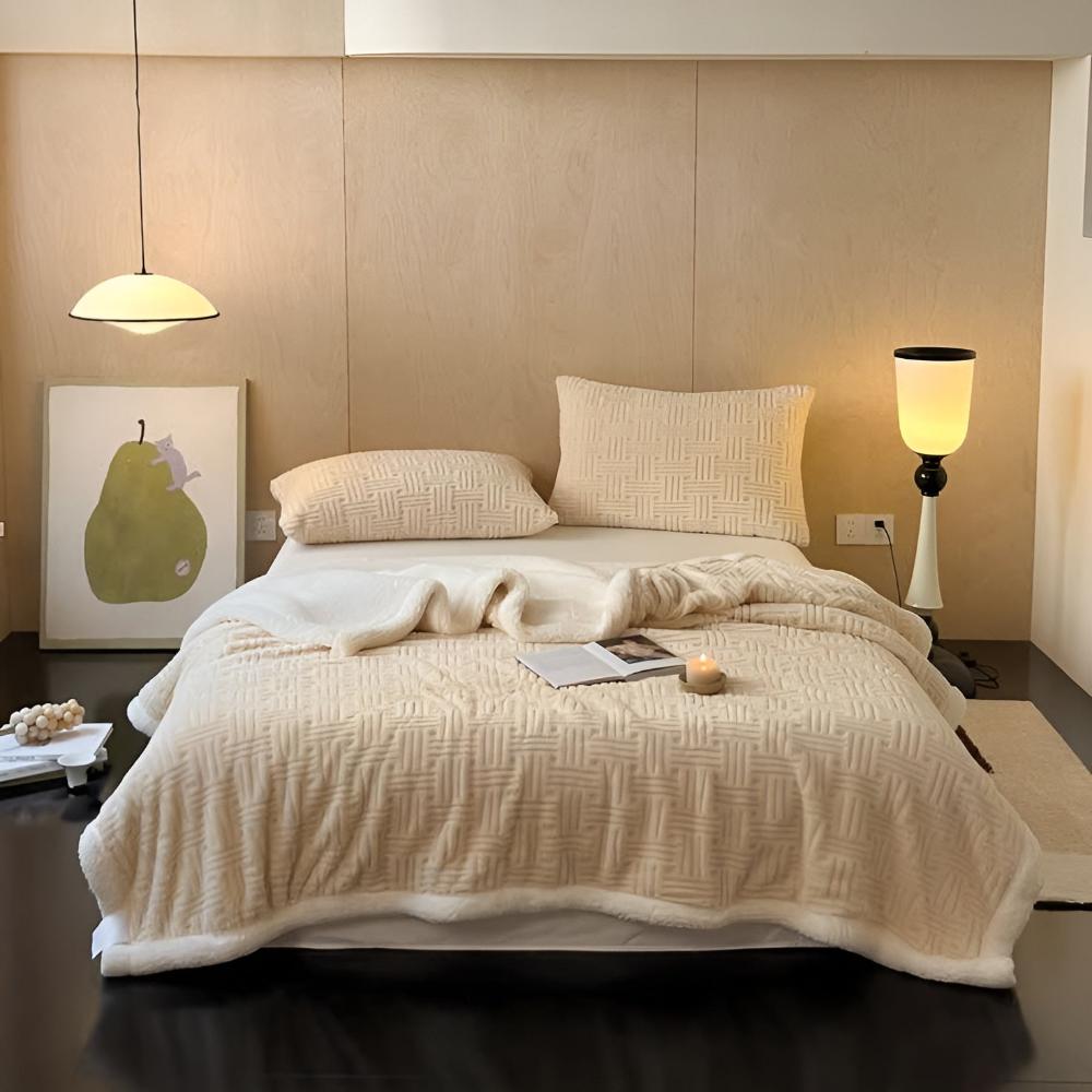 Sherpa-Kuscheldecke mit Flechtmuster