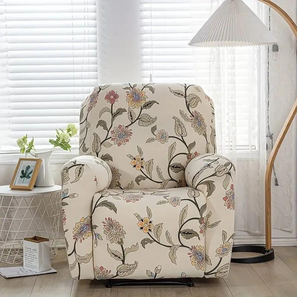 Sesselbezug mit Blumen oder Ornamenten