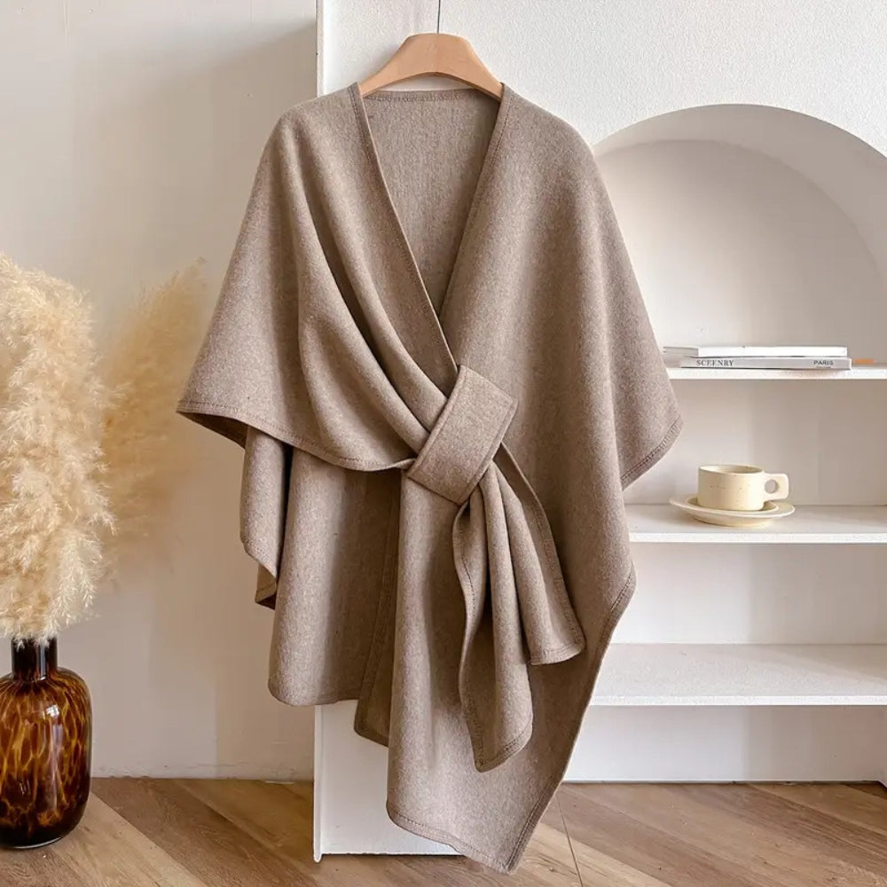 Poncho-Mantel aus dichtem Gewebe