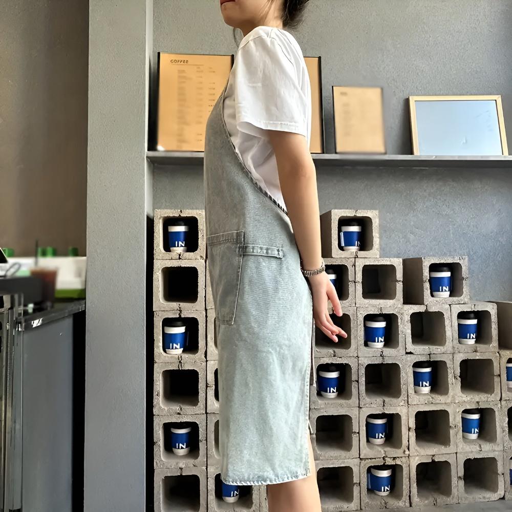 Schürze aus Baumwoll-Denim mit überkreuzten Trägern