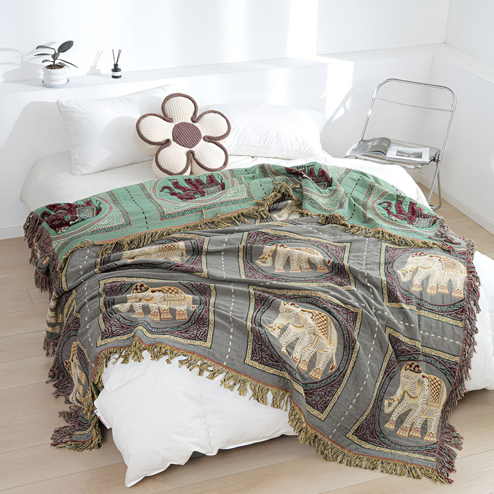 Baumwoll-Musselin-Decke mit Elefanten und Quasten