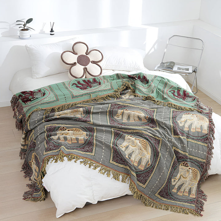 Baumwoll-Musselin-Decke mit Elefanten und Quasten
