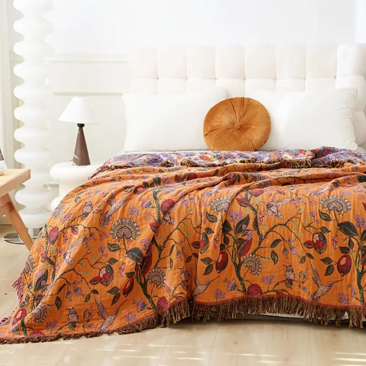 Wendbare Tagesdecke aus floralem Baumwoll-Jacquard mit Quasten