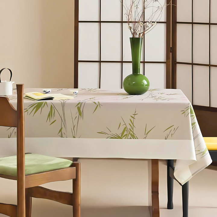 Minimalistische Tischdecke mit Bambusmuster