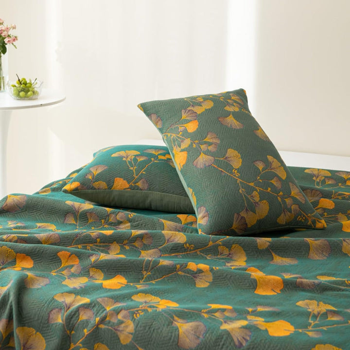 Wendbare Jacquard-Tagesdecke mit Ginkgo-Muster, mit oder ohne Kissenbezüge