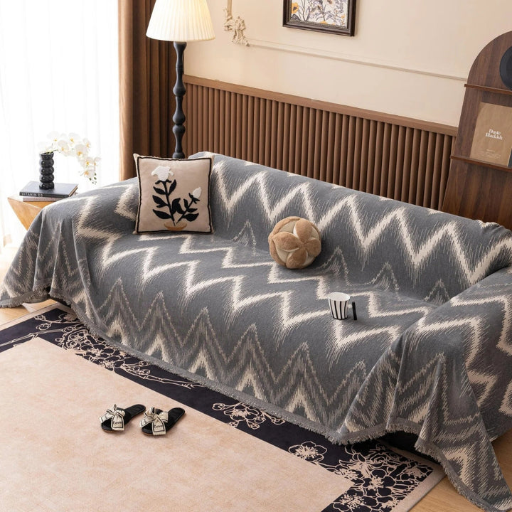 Chenille-Sofaüberwurf mit markantem Zickzackmuster
