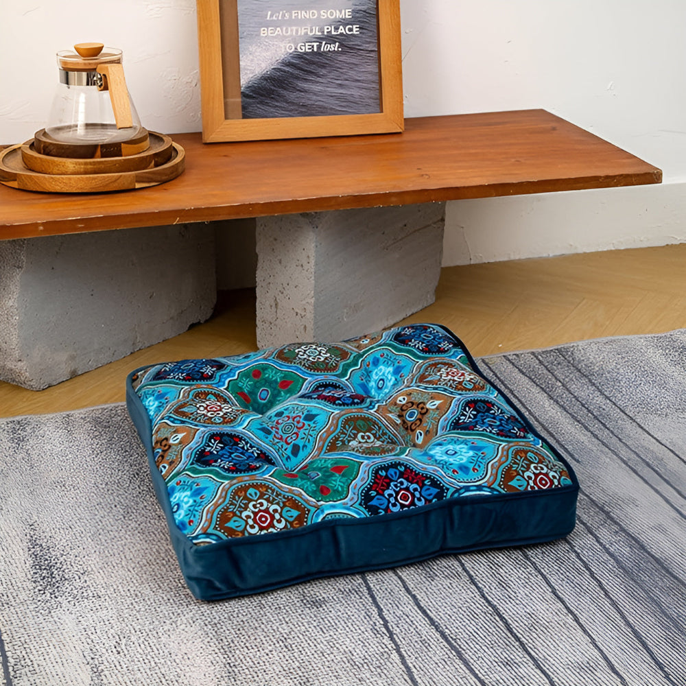Sitzkissen im marokkanischen Patchwork-Stil mit Bindebändern