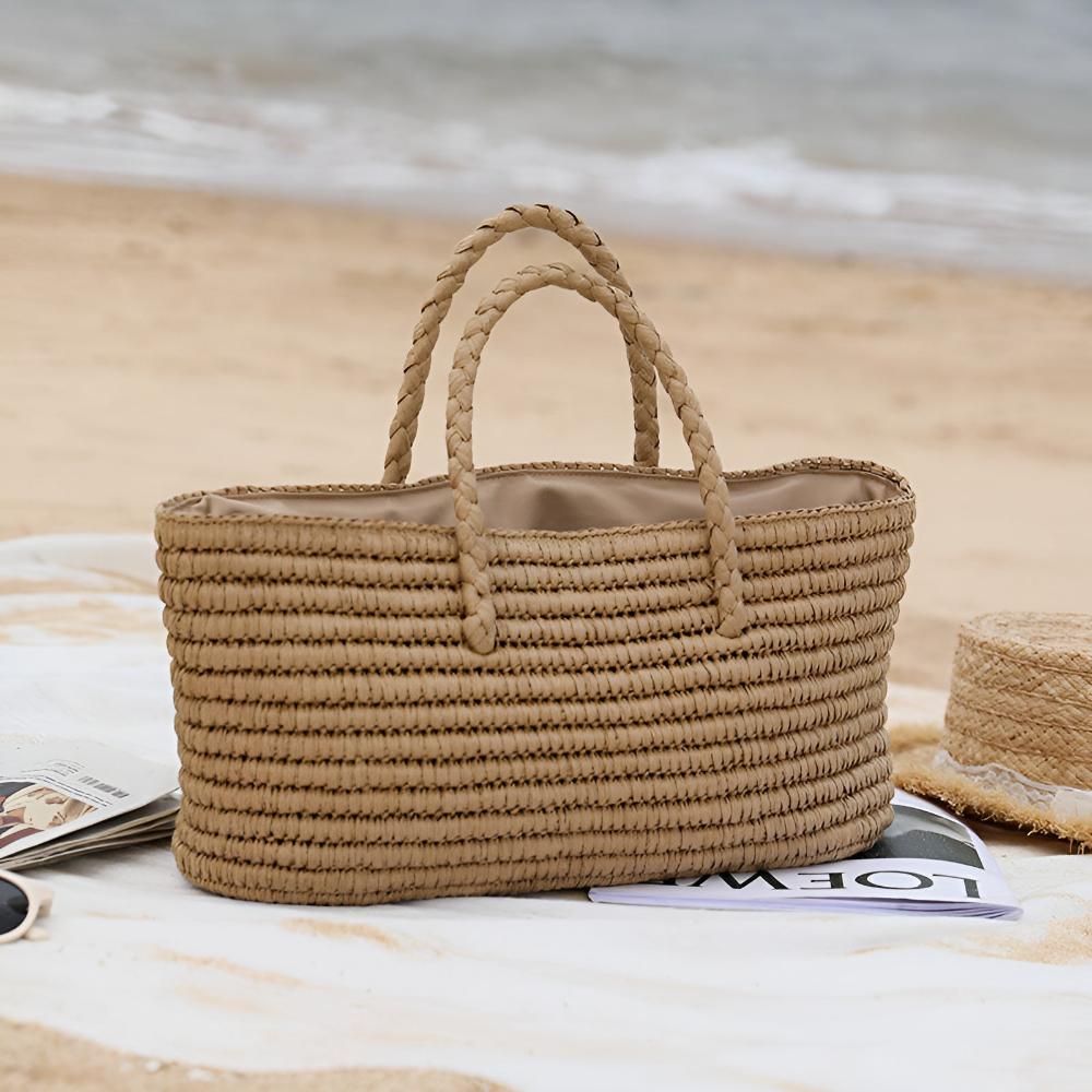 Geflochtene Strohtasche mit Futter