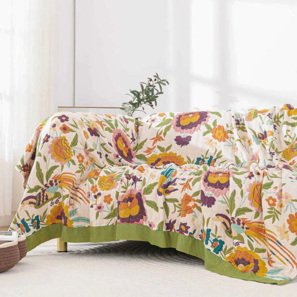 Wendbare Sommerdecke aus Musselin mit Blumen