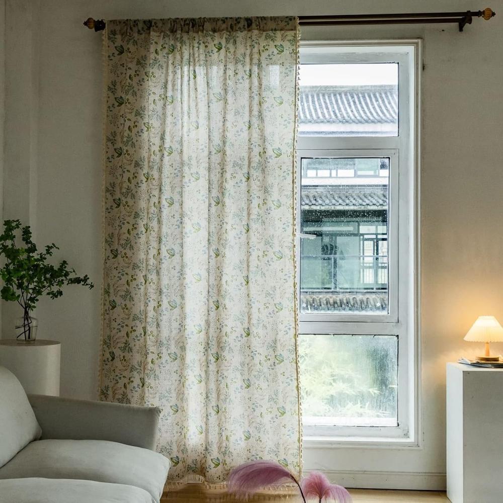 Verdunkelungsvorhang mit Wildblumen