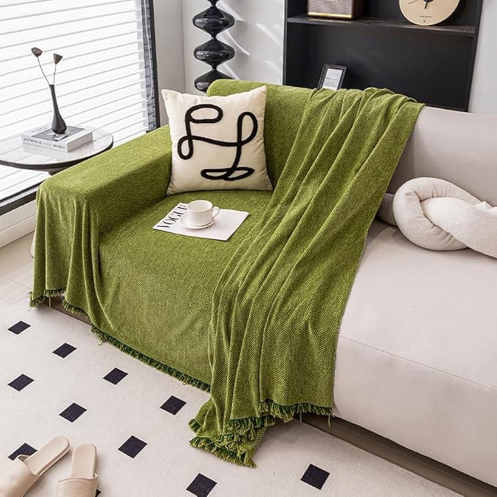 Minimalistischer Sofaüberwurf