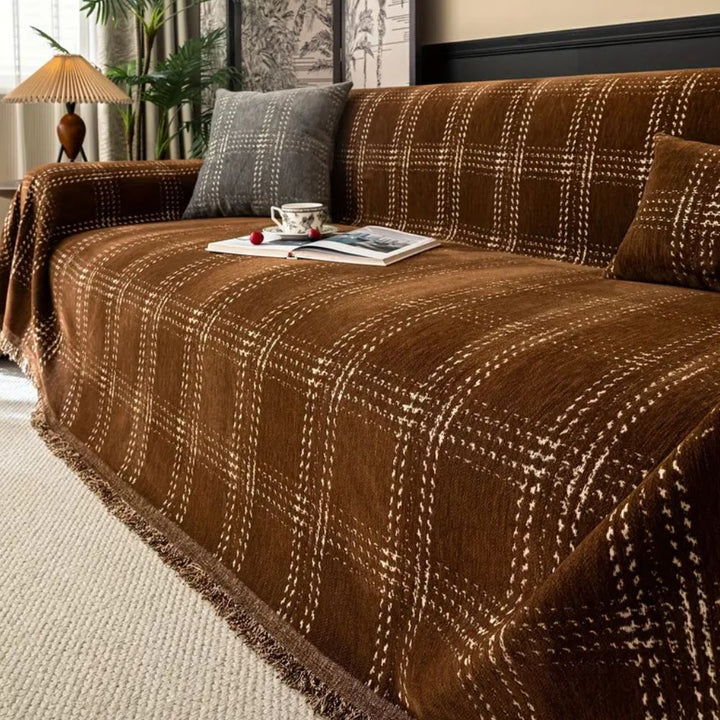 Chenille-Sofawurf mit Karomuster und Quasten