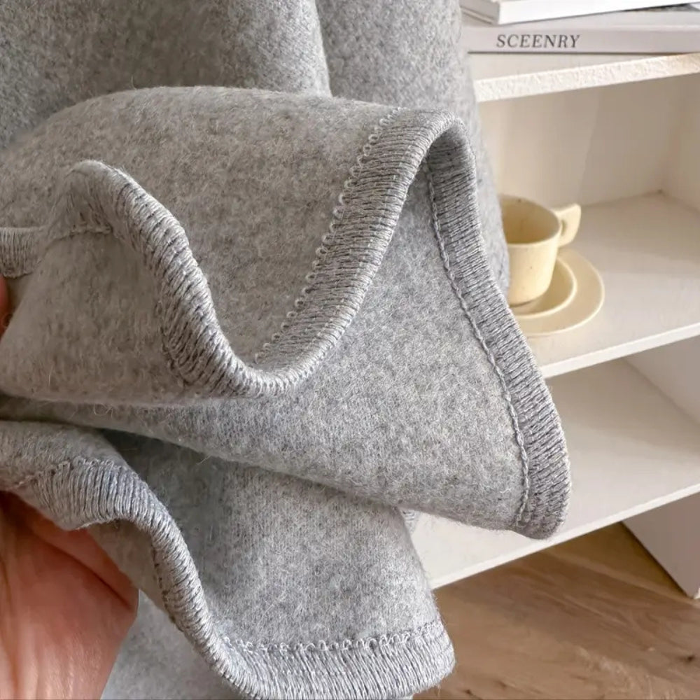Poncho-Mantel aus dichtem Gewebe