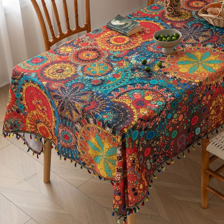Marokkanische Tischdecke mit Kreismuster und Quasten