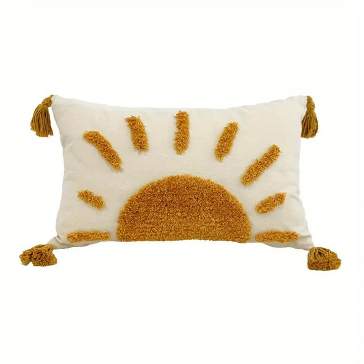Boho-Kissenbezug mit getuftetem Sonnenmotiv