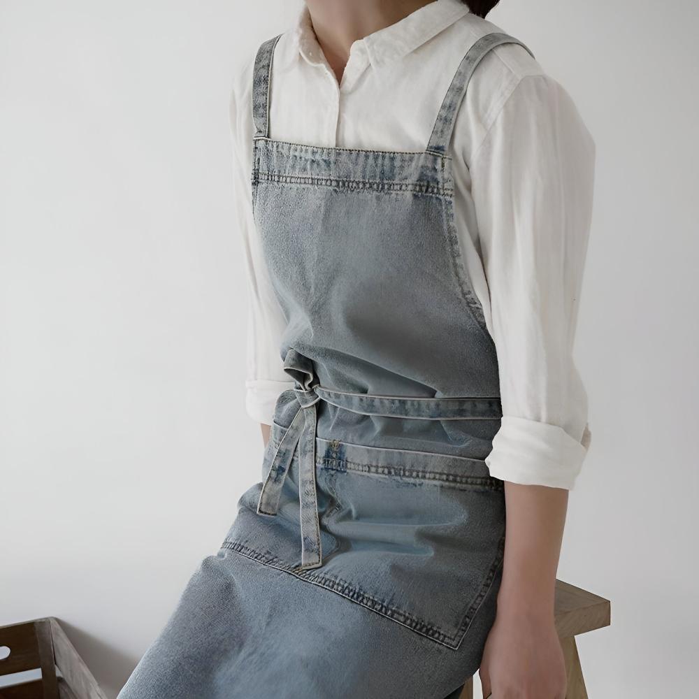 Schürze aus Baumwoll-Denim mit überkreuzten Trägern