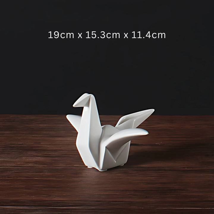 Keramik-Vogelfigur in Origami-Form