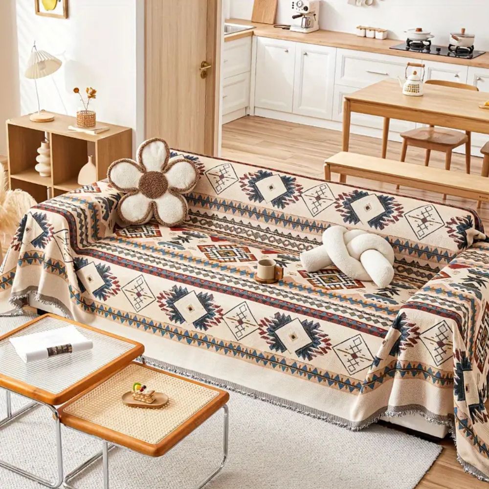 Sofaüberwurf aus Chenille mit ethnischem Webmuster