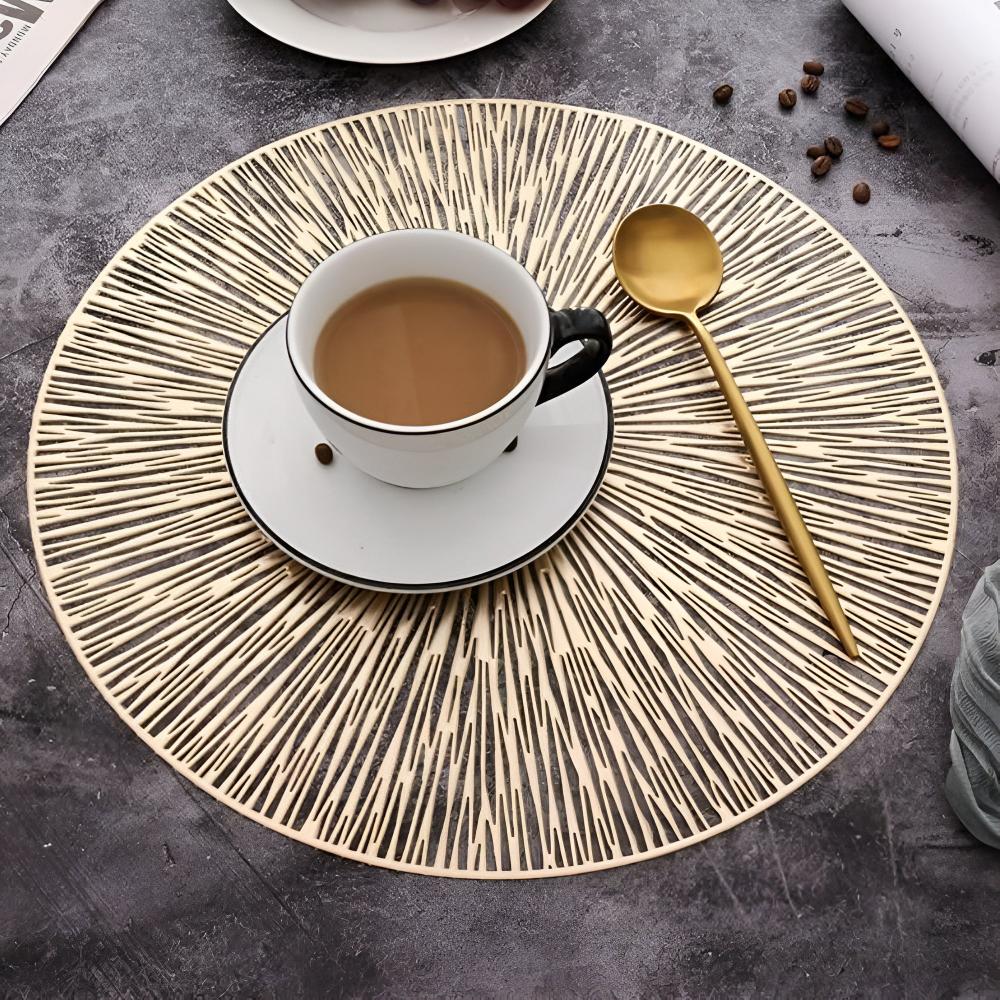 Tischset aus PVC mit Metallic-Muster