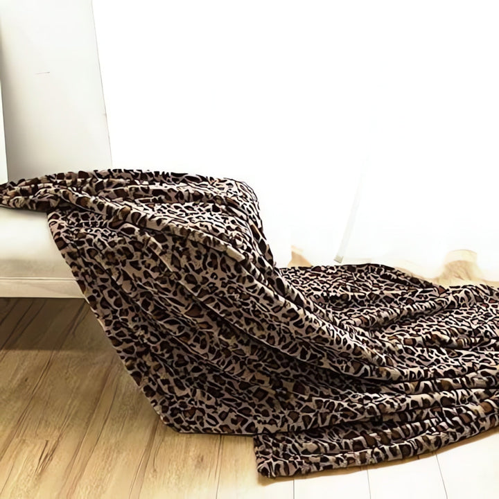 Kunstfelldecke mit Leopardenmuster