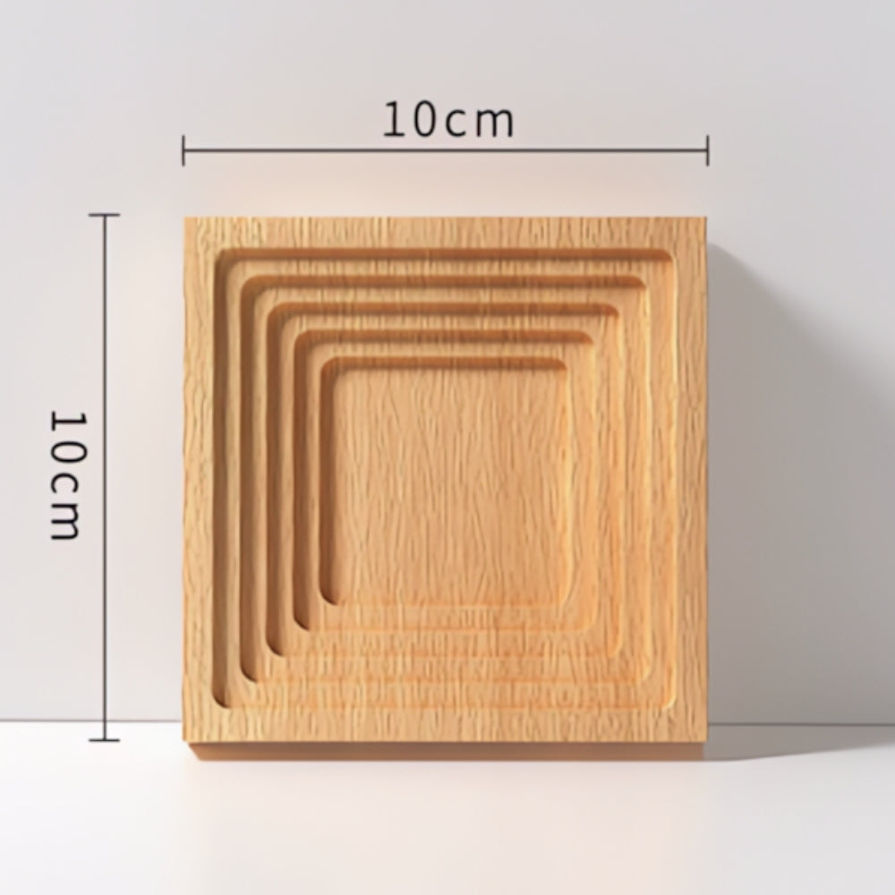 Serviertablett aus Holz mit Rillenmuster