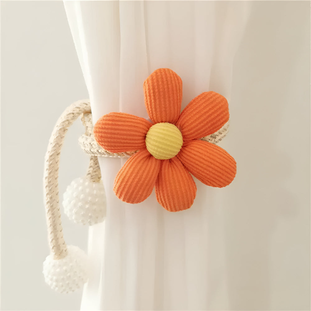 Raffhalter mit bestickter Blume und Perle
