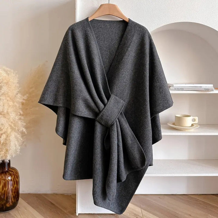 Poncho-Mantel aus dichtem Gewebe