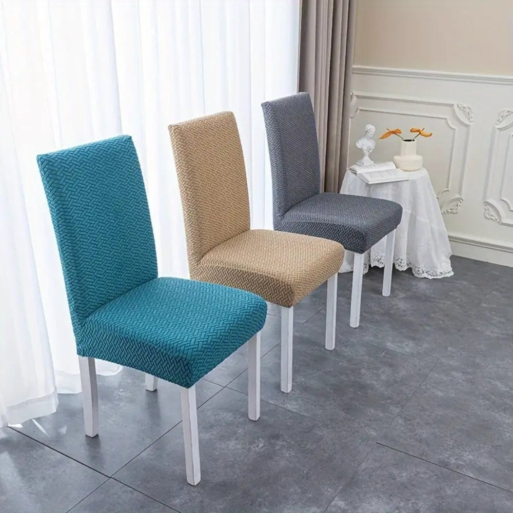 Stretchbarer Stuhlbezug aus Jacquard-Samt