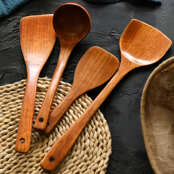 Küchenutensilien aus Holz, einzeln oder im Set
