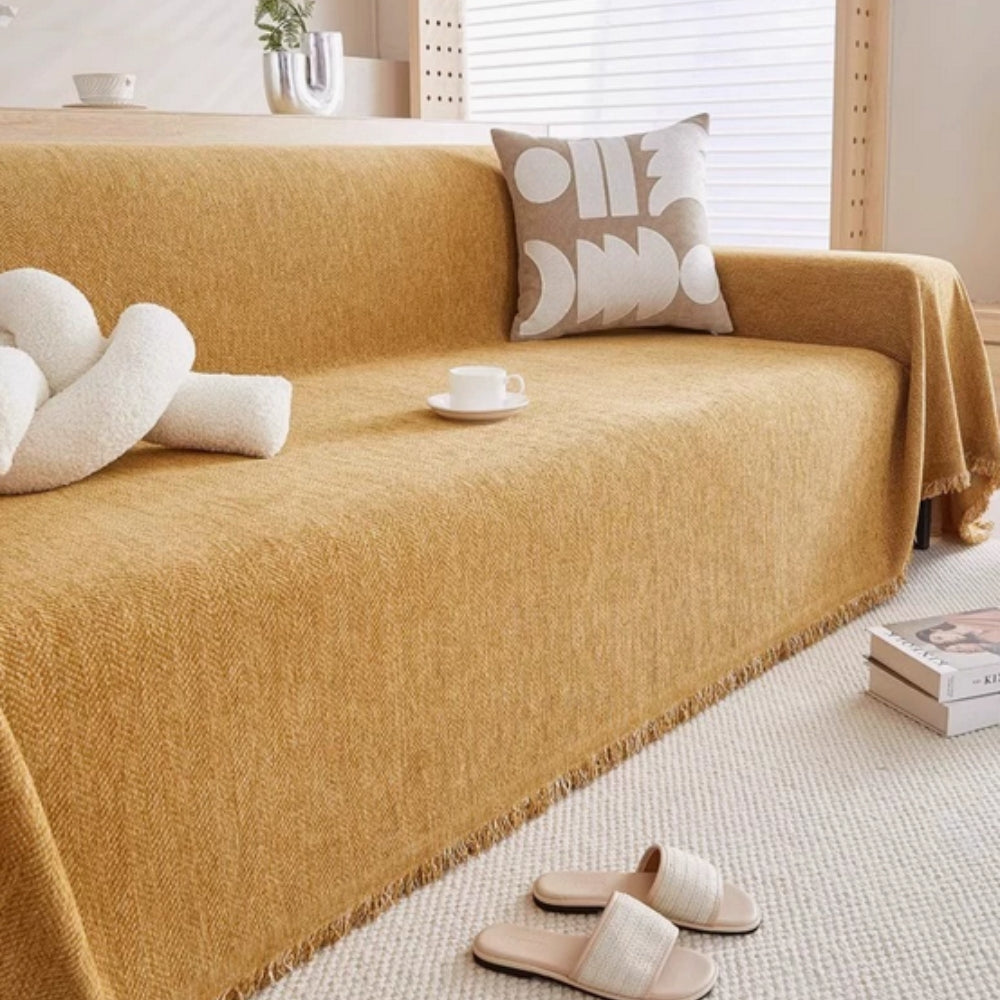 Minimalistischer Sofaüberwurf
