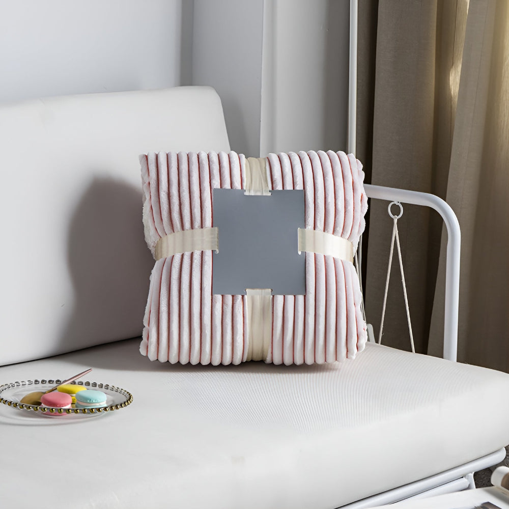 Sherpa-Kuscheldecke mit strukturierten Streifen