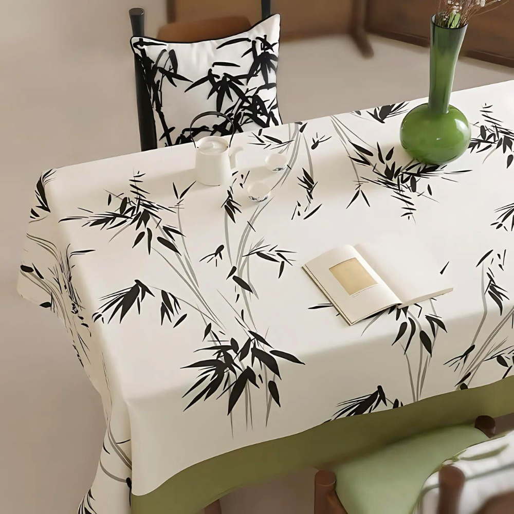 Minimalistische Tischdecke mit Bambusmuster
