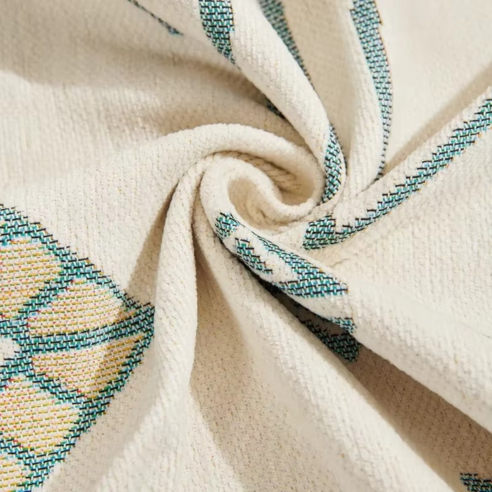 Chenille-Sofadecke mit dezentem geometrischem Muster