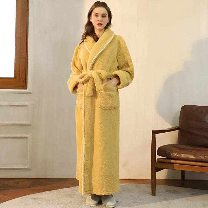 Bademantel aus Fleece mit Sherpa-Futter