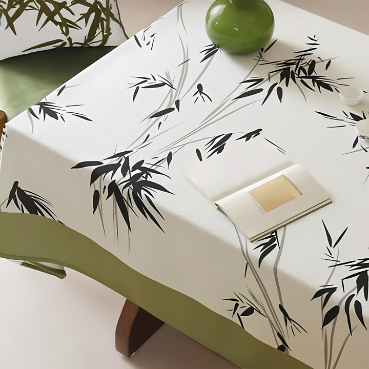Minimalistische Tischdecke mit Bambusmuster