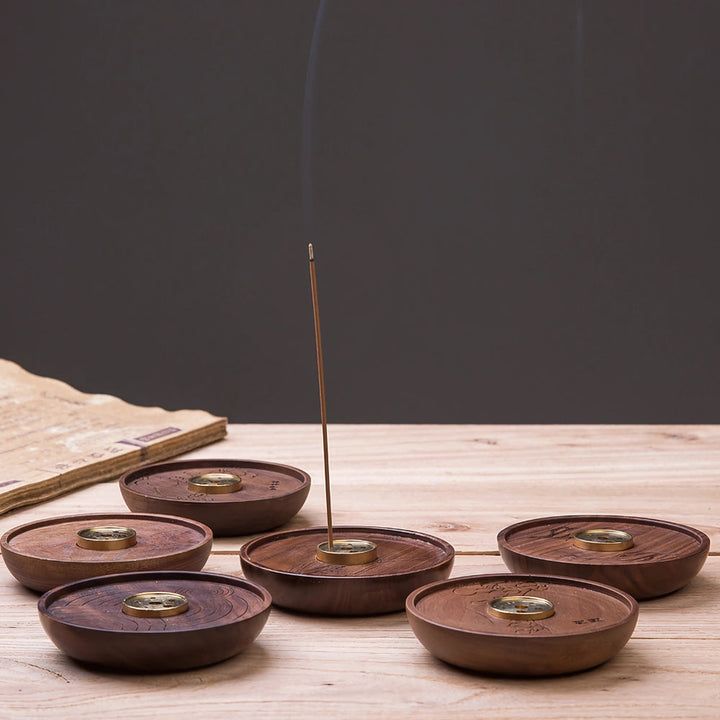 Räucherstäbchenhalter aus Holz und Kupfer
