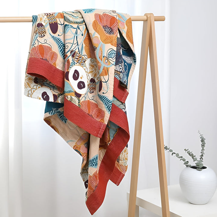 Badetuch aus Baumwolle mit Panda- und Blumenmuster