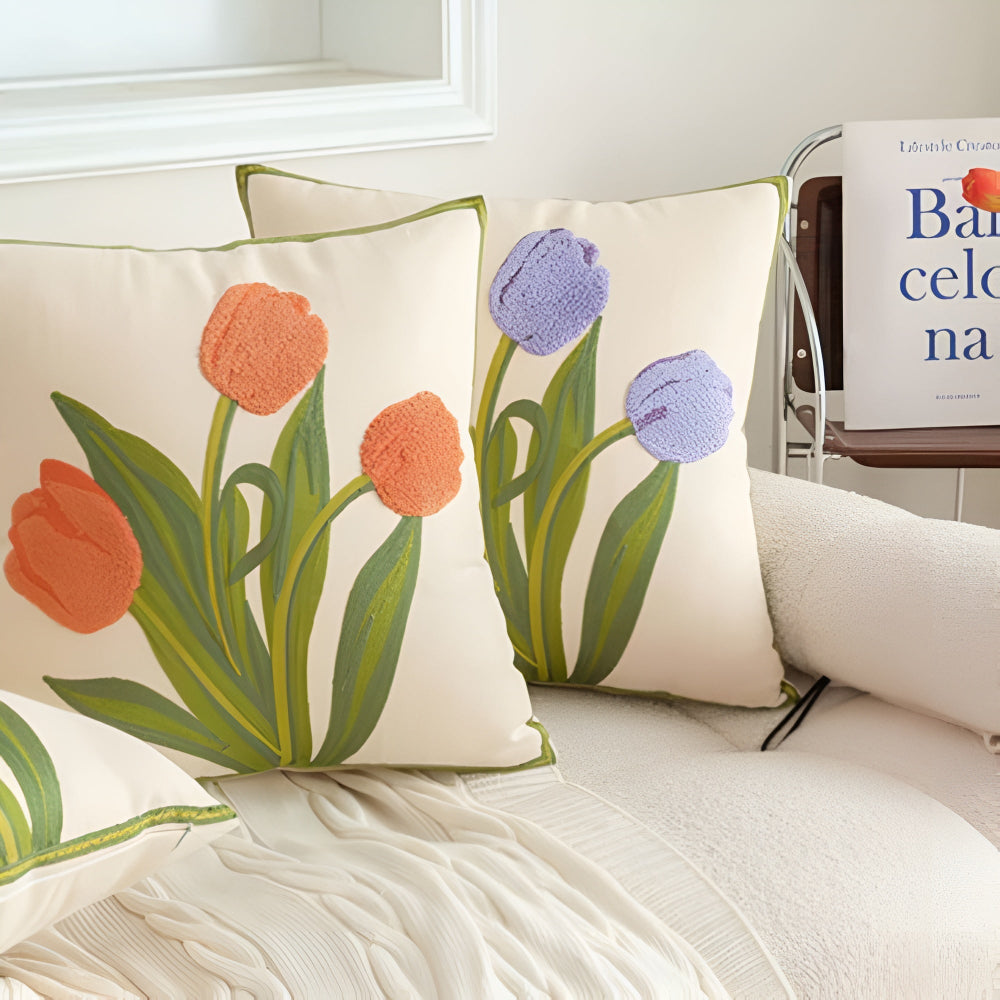 Kissenhülle aus Baumwolle mit bestickten Tulpen 45 x 45 cm